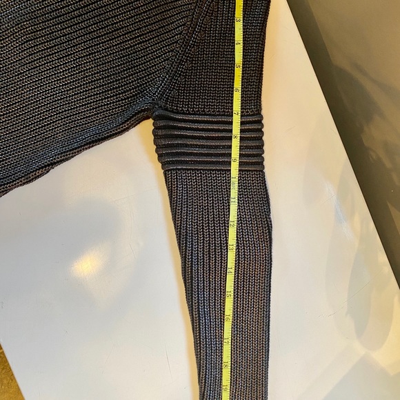 NWOT Stunning Harley-Davidson Silver Knit Sweater - Picture 7 of 10